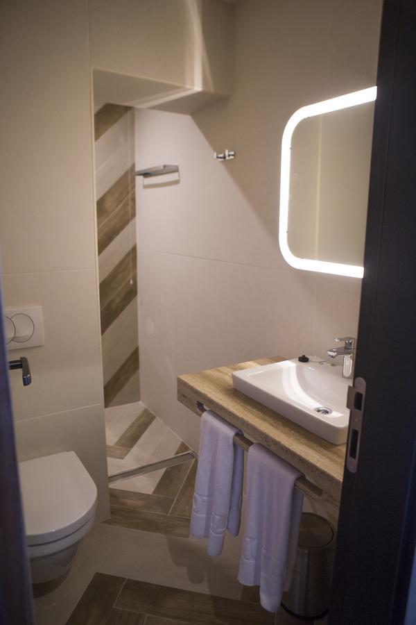 A Hoteli - Hotel Slatina Vrnjačka Banja Buitenkant foto