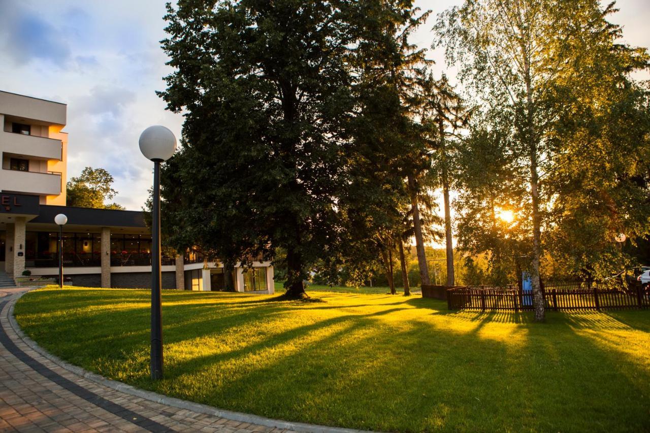 A Hoteli - Hotel Slatina Vrnjačka Banja Buitenkant foto